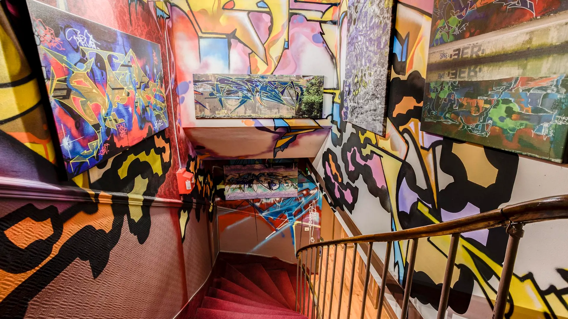 Hotel Absolute Republique 2*