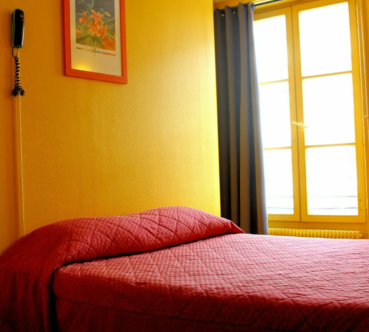 Hotel Absolute Republique Paris